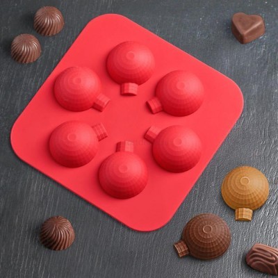 Форма для льда и шоколада 6 ячеек 15x15x2 см "Елочный шарик" цвет МИКС