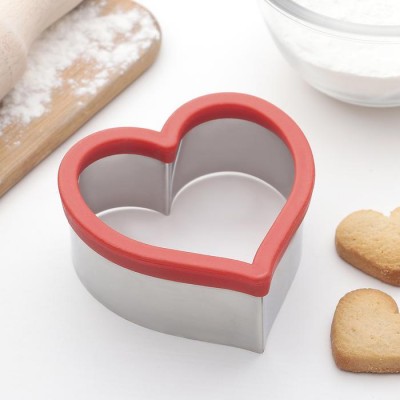 Форма для вырезания печенья "Сердце" 11х10,5х4,5 см цвет МИКС    