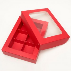 К98/1 Коробка для 6 конфет матовая с вклееным окном 155*115*30 мм, красная