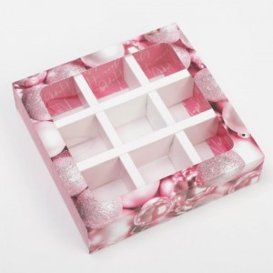 Коробка на 9 конфет с ячейками «Уютных моментов» 14,5 х 14,5 х 3,5 см 