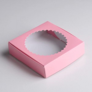 П34/Р Подарочная коробка с окном, розовая, 11,5 х 11,5 х 3 см