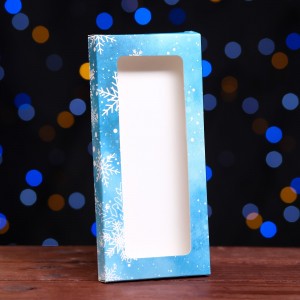 Подарочная коробка под плитку шоколада с окном "Снежинки", 17,1 х 8 х 1,4 см    