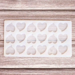 Силиконовый мат для отливки шоколада "Мини сердечки"