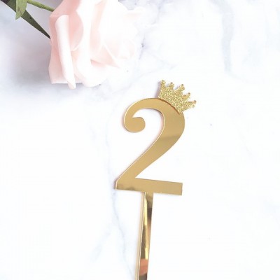 Топпер акриловый "Цифра 2" с короной (золото) 10,5 см