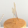 Топпер на торт акрил "Mr & Mrs" с сердцами (золото) 12х12 см